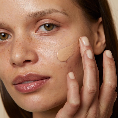 Увлажняющий Тональный Крем, тон 08 солнечная бронза